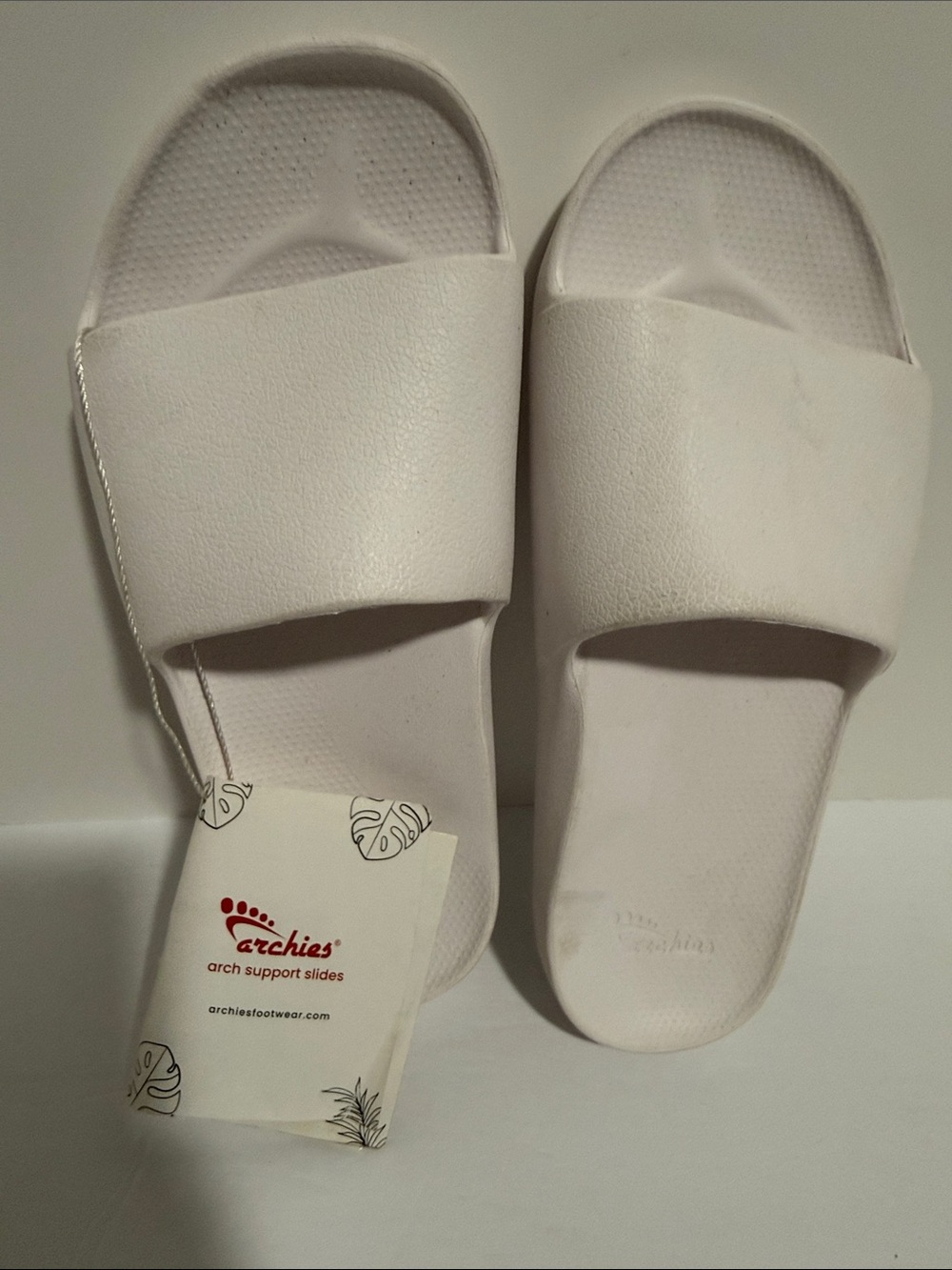 Archies White Arch Support Slide Sandals Women’s Size 6